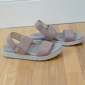 KEEN  ELLE BACKSTRAP SANDAL DUSTY LAVENDER/BIRCH - WOMENS SIZE 8